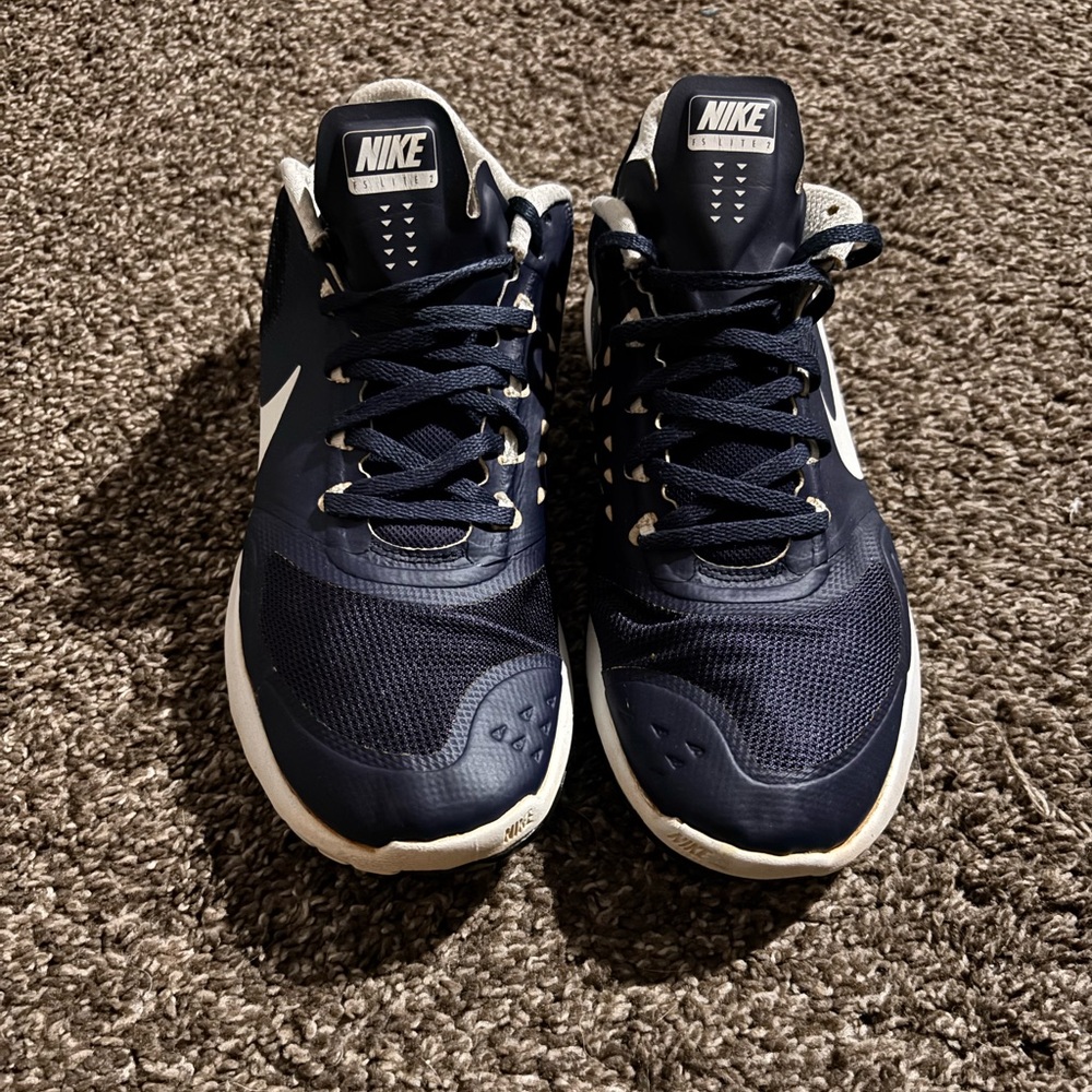 Nike Men's Dark Blue Sneakers
